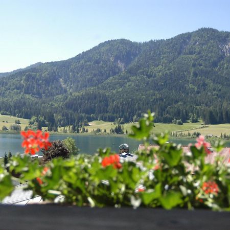 Hotel Zum Weissensee Exterior photo